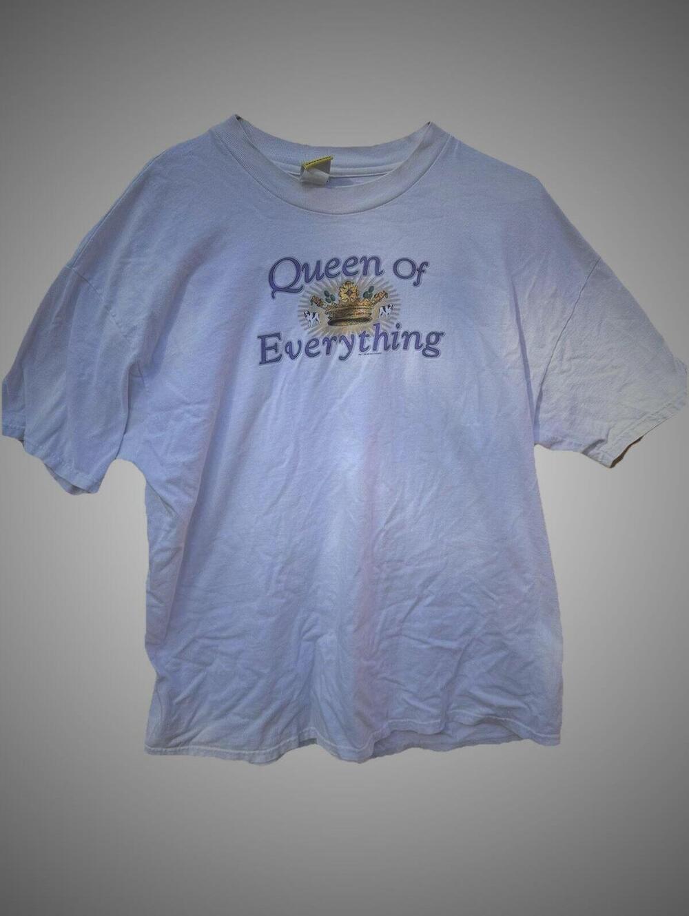 Y2k era Big Dogs Queen Of Everything Graphic Tee Shirt Skater puppy love Sz L
